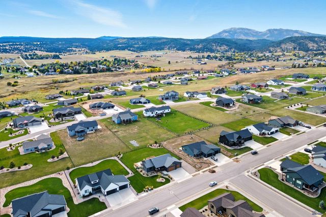 2279 TALISKER AVENUE, Spearfish, SD 57783