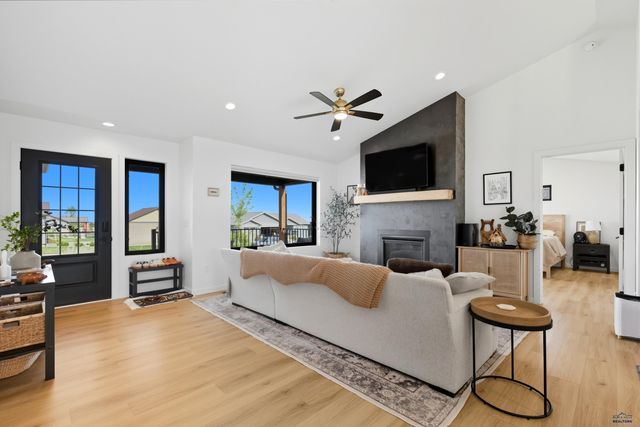 2279 TALISKER AVENUE, Spearfish, SD 57783