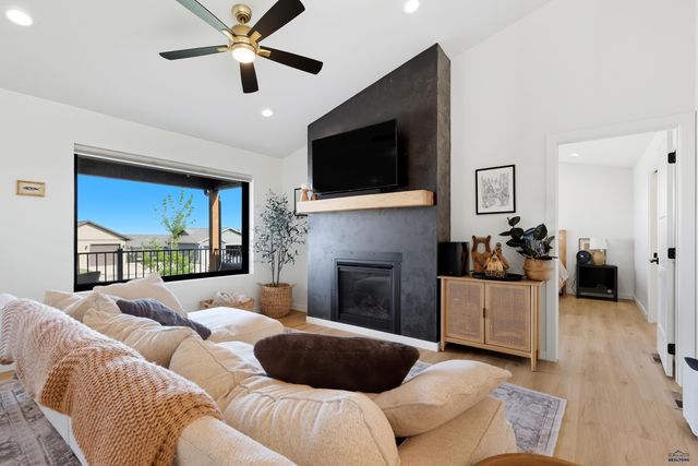 2279 TALISKER AVENUE, Spearfish, SD 57783