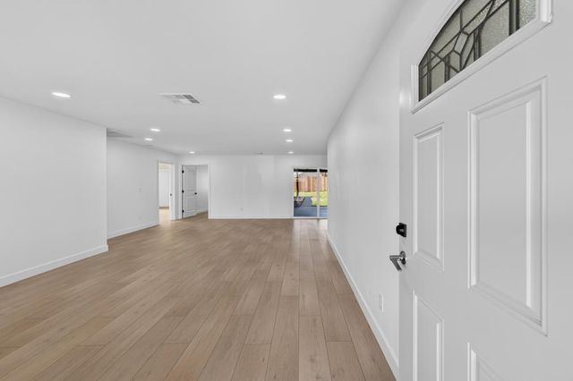 7217 Maxwell, North Highlands, CA 95660