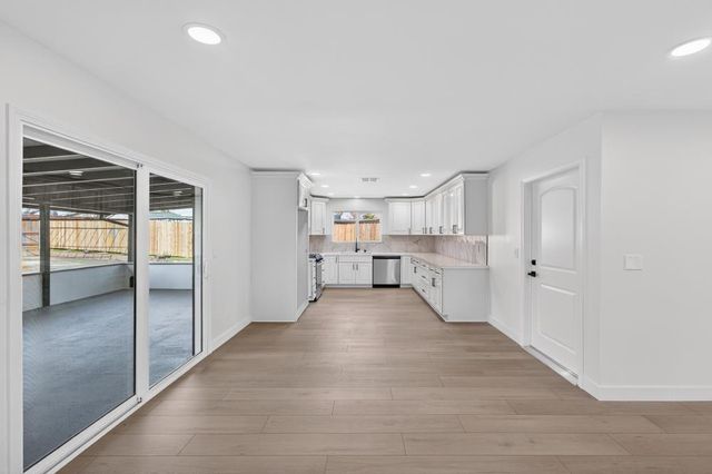 7217 Maxwell, North Highlands, CA 95660