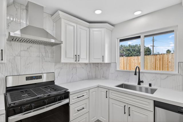 7217 Maxwell, North Highlands, CA 95660