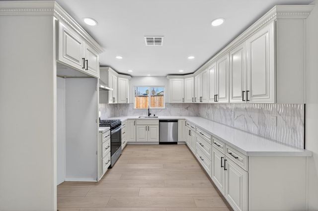 7217 Maxwell, North Highlands, CA 95660