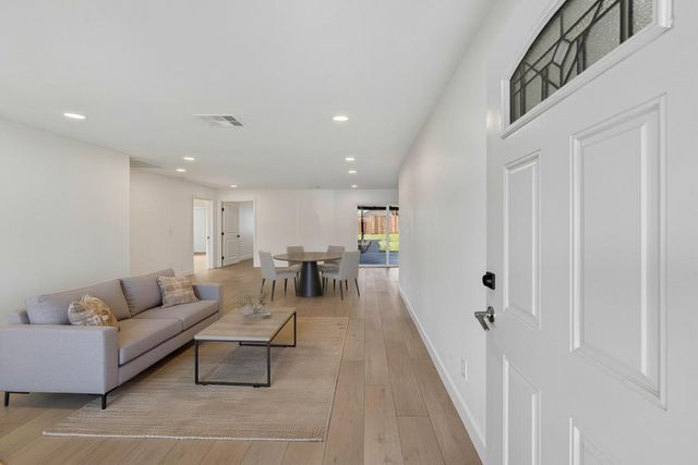 7217 Maxwell, North Highlands, CA 95660