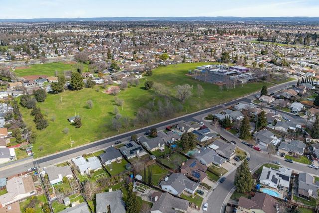 7217 Maxwell, North Highlands, CA 95660