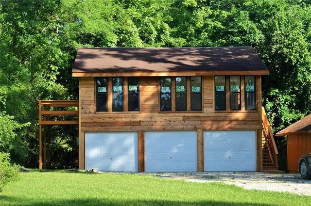 40 Pine Shadows Lane, Coldspring, TX 77331