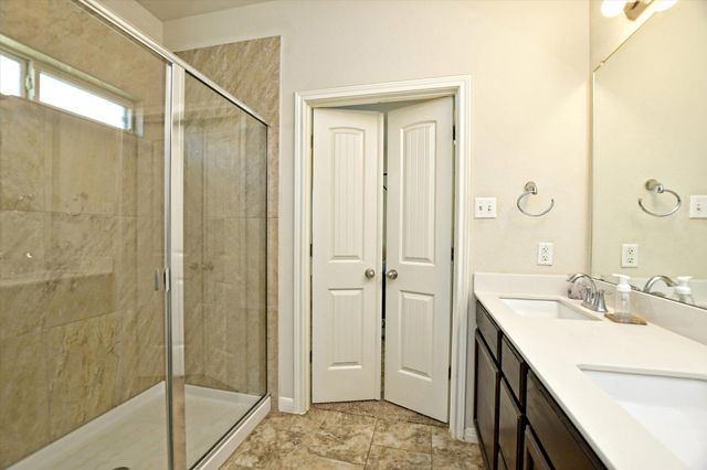 125 Lasino DR, Georgetown, TX 78626