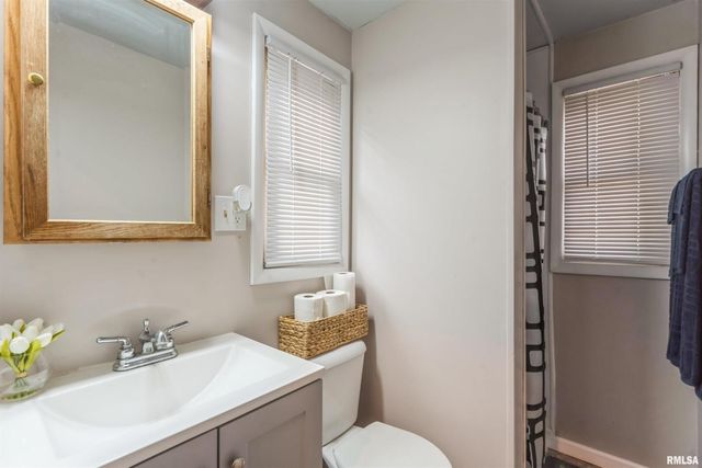 507 6TH Avenue, Fulton, IL 61252