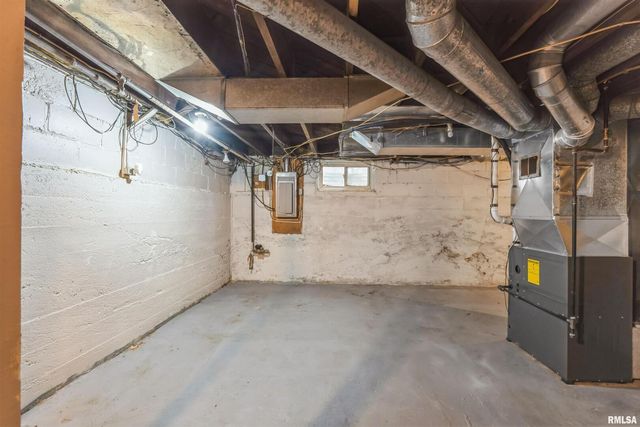 507 6TH Avenue, Fulton, IL 61252