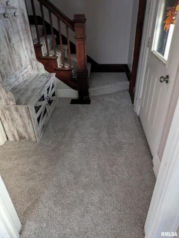 507 6TH Avenue, Fulton, IL 61252