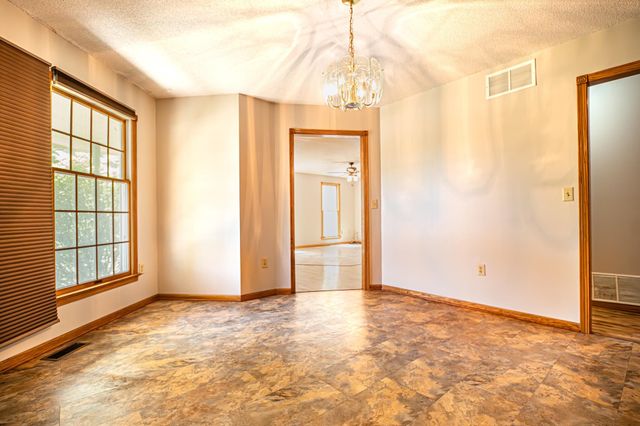 1259 Pecanwood Rd, Goddard, KS 67052