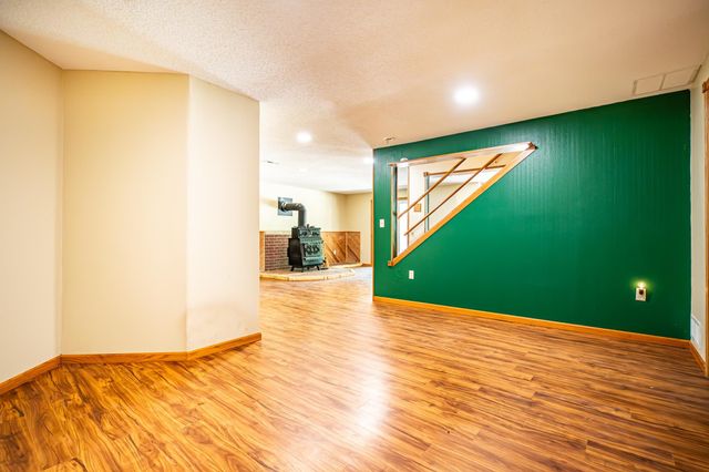 1259 Pecanwood Rd, Goddard, KS 67052