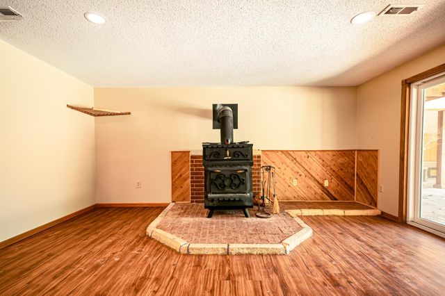 1259 Pecanwood Rd, Goddard, KS 67052