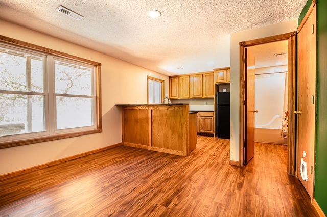 1259 Pecanwood Rd, Goddard, KS 67052