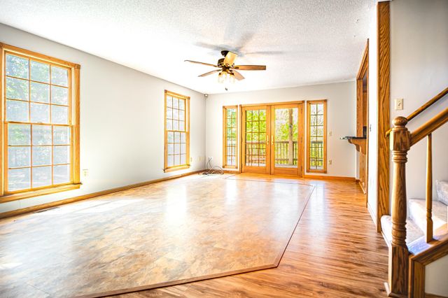 1259 Pecanwood Rd, Goddard, KS 67052