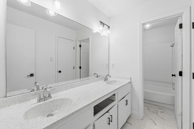 8203 Colony Loop DR, Austin, TX 78724