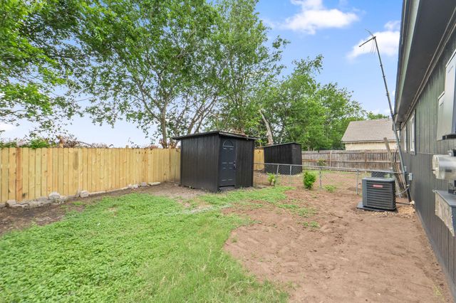 8203 Colony Loop DR, Austin, TX 78724