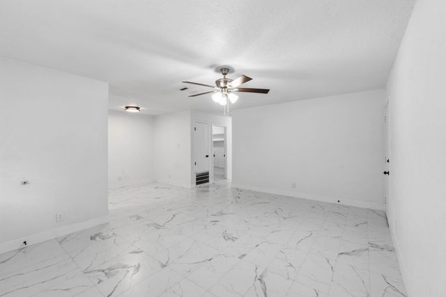 8203 Colony Loop DR, Austin, TX 78724