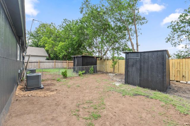 8203 Colony Loop DR, Austin, TX 78724