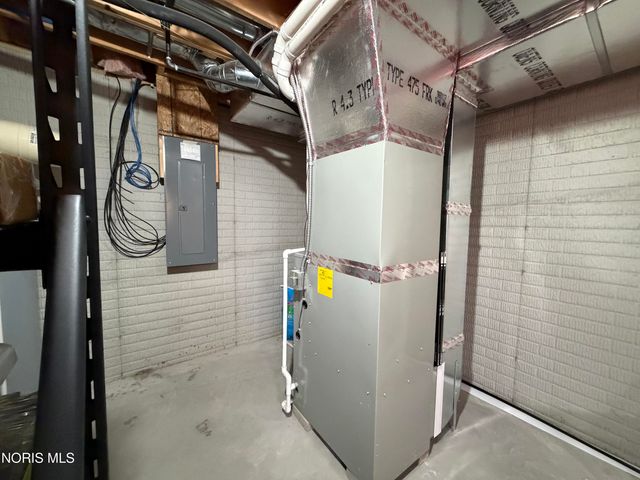 14837 Saddle Horn Drive, Perrysburg, OH 43551