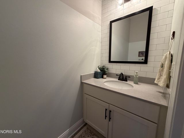 14837 Saddle Horn Drive, Perrysburg, OH 43551