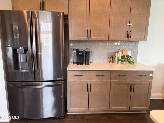 14837 Saddle Horn Drive, Perrysburg, OH 43551