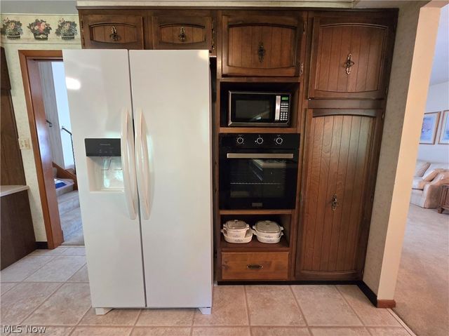 6745 Westview Drive, Brecksville, OH 44141