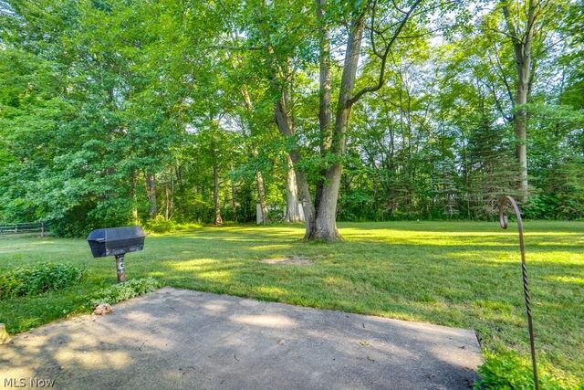 6745 Westview Drive, Brecksville, OH 44141