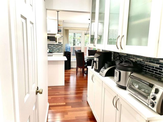 3 Webster Court, Plainsboro, NJ 08536