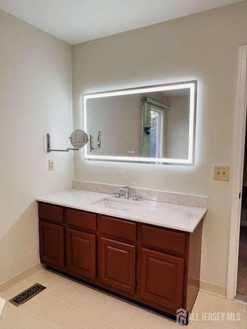 3 Webster Court, Plainsboro, NJ 08536