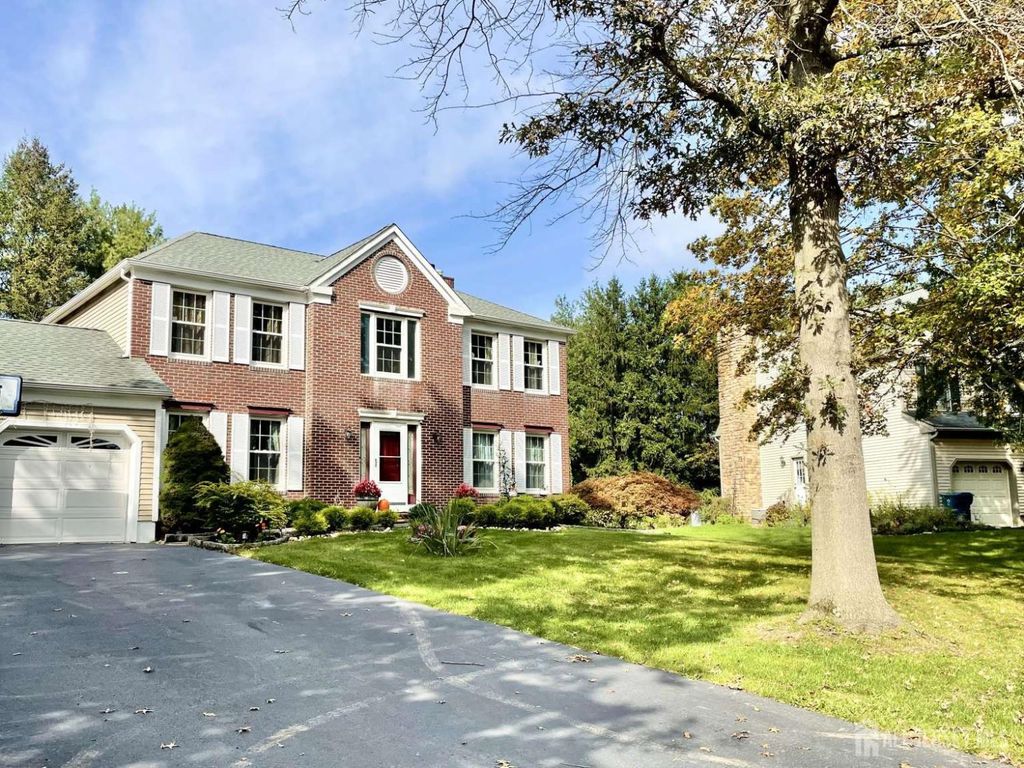 3 Webster Court, Plainsboro, NJ 08536