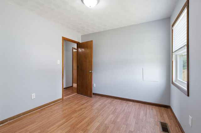 3520 31E Hwy, Bethpage, TN 37022