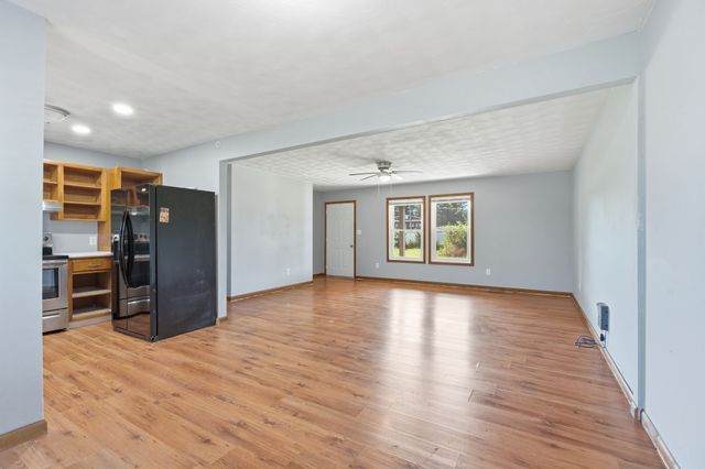 3520 31E Hwy, Bethpage, TN 37022