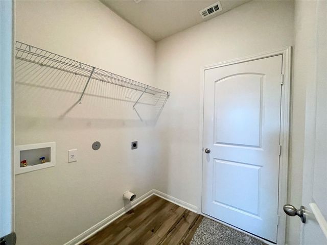 1946 Canterbury Drive, Seagoville, TX 75159
