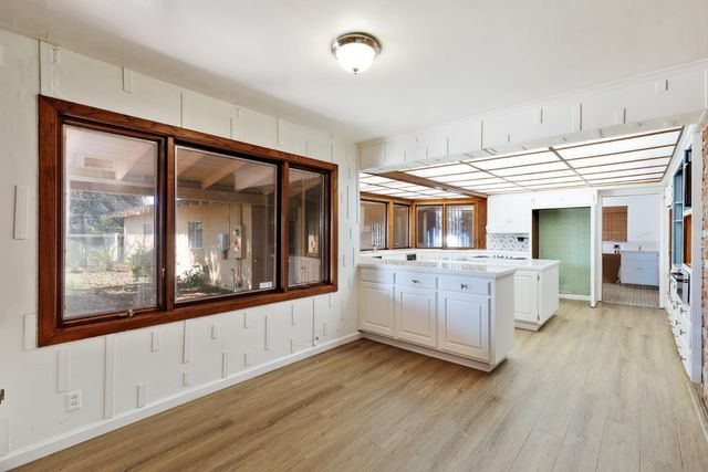 805 Lyon Avenue, Sanger, CA 93657