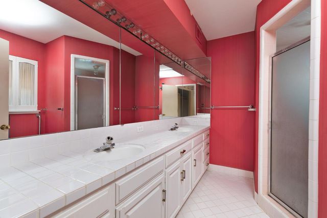 805 Lyon Avenue, Sanger, CA 93657
