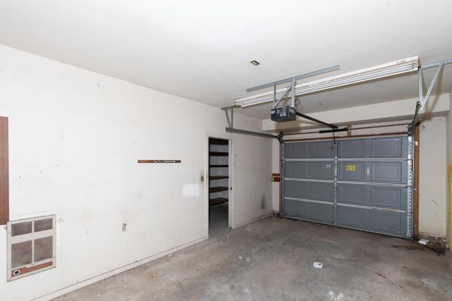 805 Lyon Avenue, Sanger, CA 93657