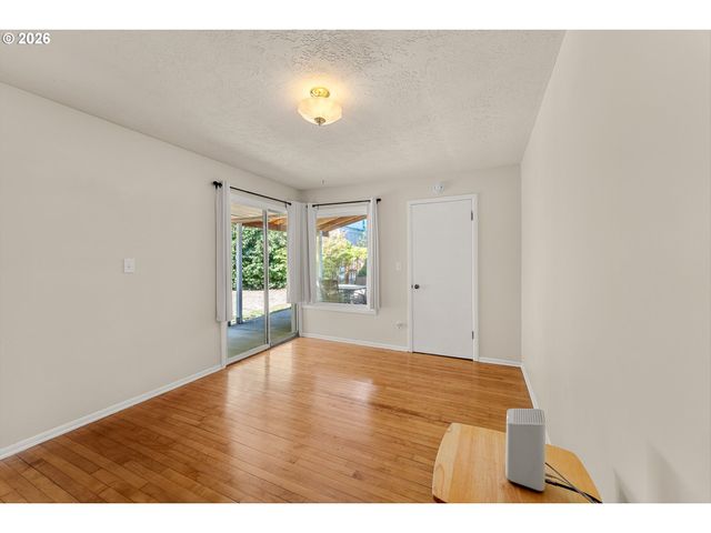 710 11TH St, Oregon City, OR 97045