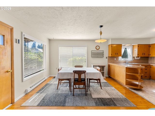 710 11TH St, Oregon City, OR 97045