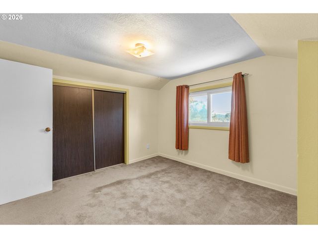 710 11TH St, Oregon City, OR 97045
