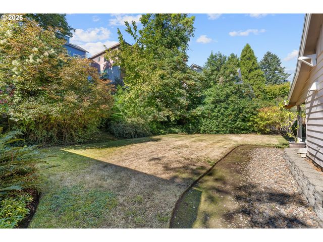 710 11TH St, Oregon City, OR 97045