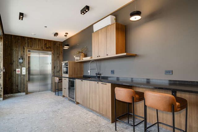 1257 N ASHLAND Avenue 504, Chicago, IL 60622