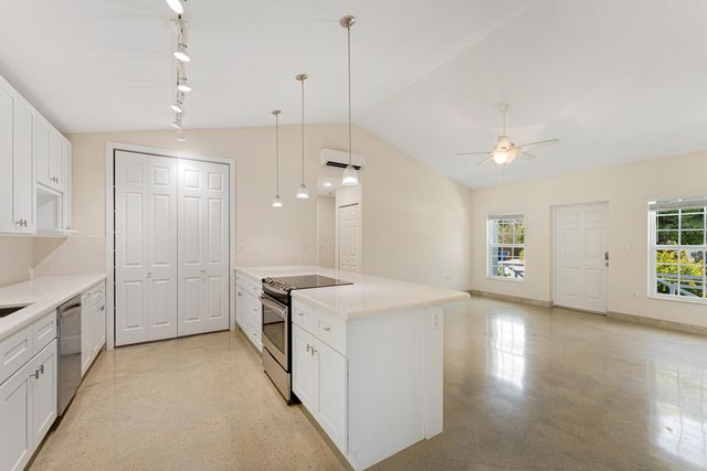 129 Tavern Drive, Key Largo, FL 33070