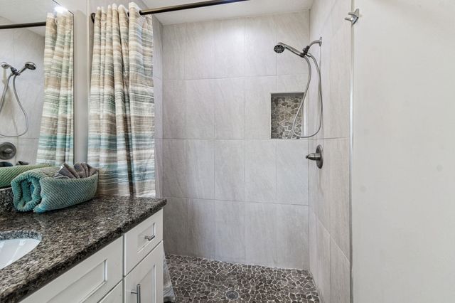 66 Julia St, St Augustine, FL 32084