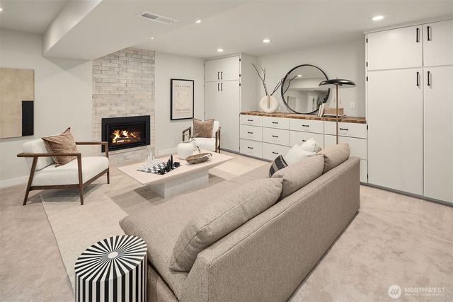 15238 NE 3rd Place, Bellevue, WA 98007