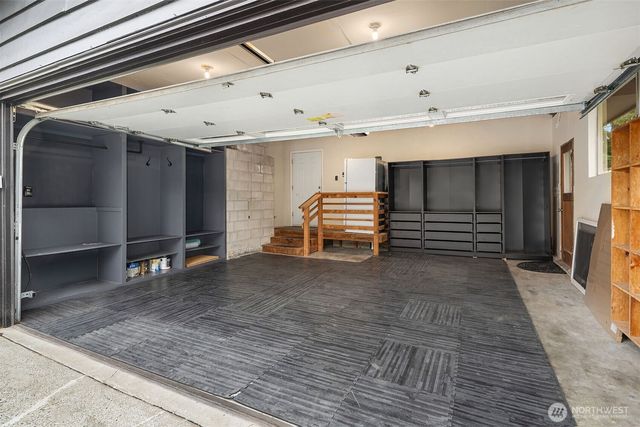 15238 NE 3rd Place, Bellevue, WA 98007