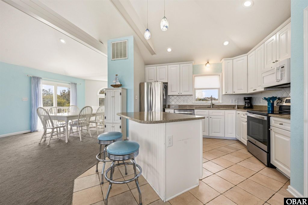 Image 9 of property listing at 752 Lakeshore Court Lot #37, Corolla, NC 27927