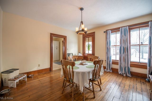 309 Donahey Avenue NE, New Philadelphia, OH 44663