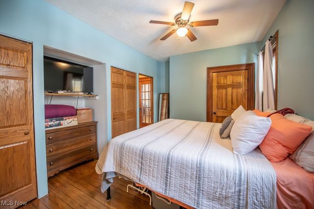 309 Donahey Avenue NE, New Philadelphia, OH 44663