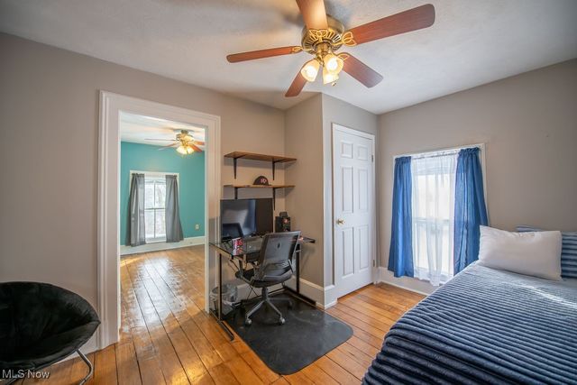 309 Donahey Avenue NE, New Philadelphia, OH 44663